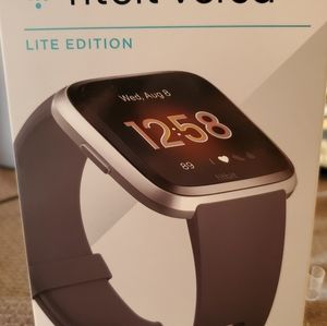 Fitbit Versa Lite Edition with 2 chargers - black